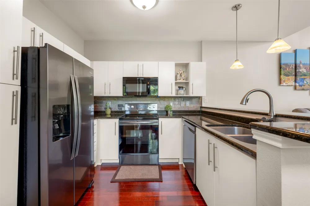 11203 Ranch Road 2222 #1407 Austin, TX 78730