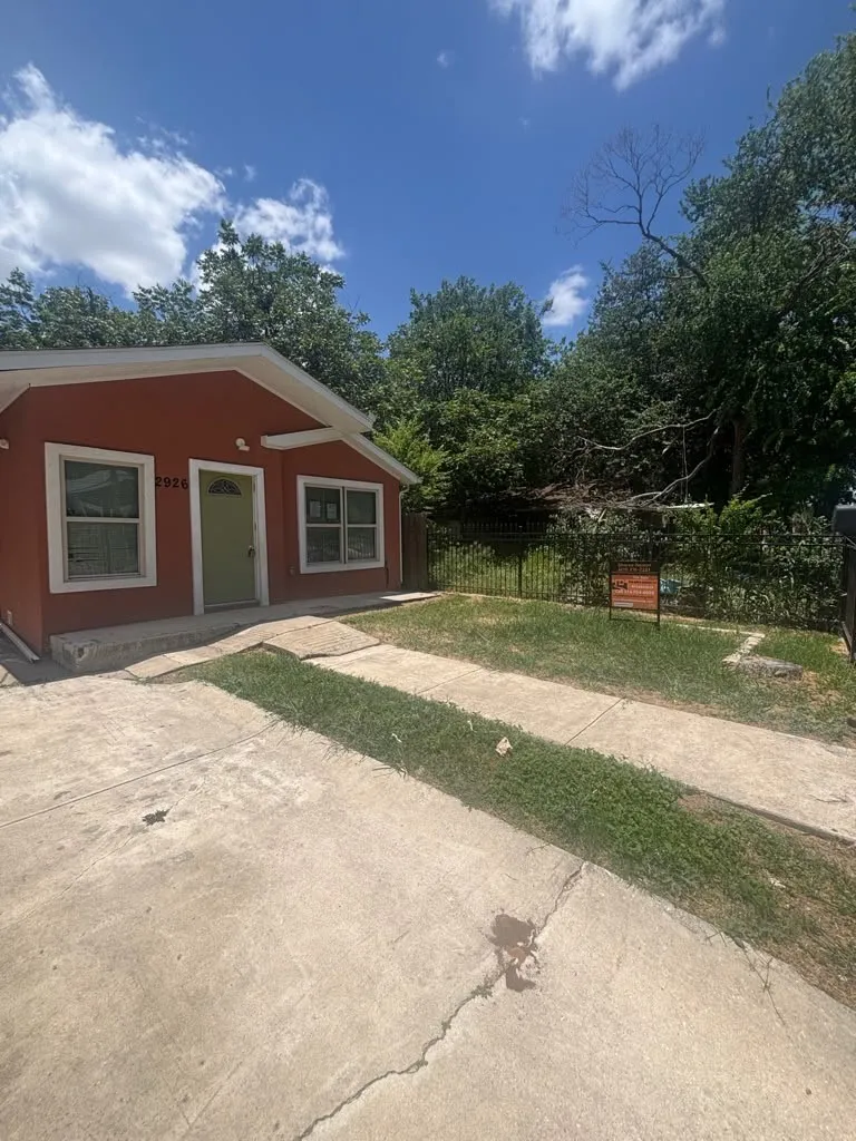 2926 Tampico Street San Antonio, TX 78207