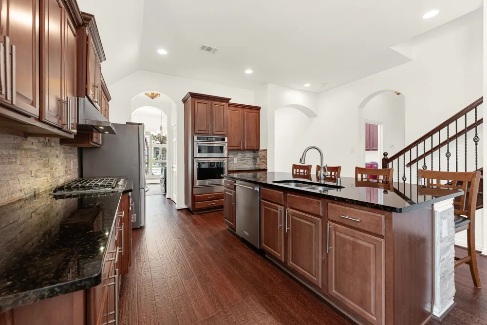 5729 New Castle Drive Richardson, TX 75082