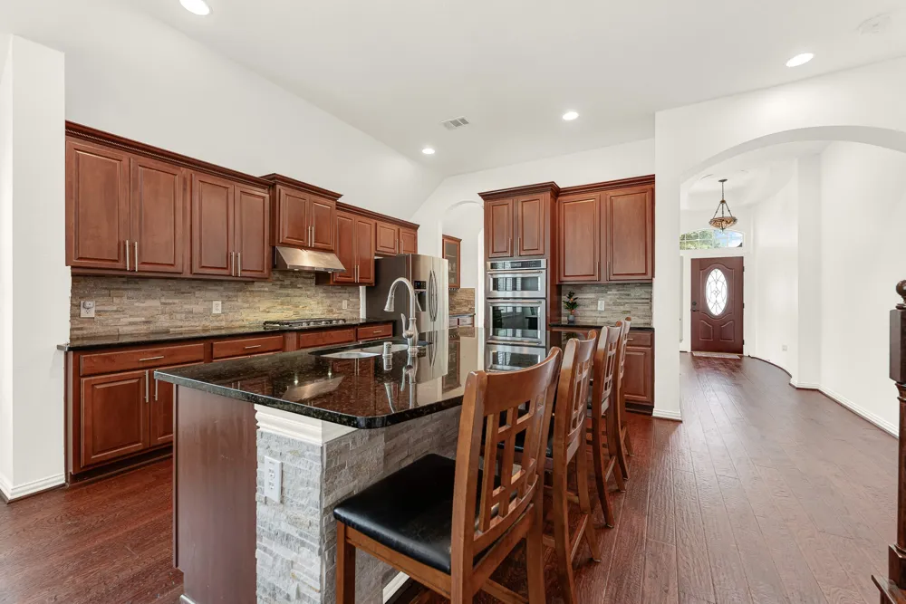 5729 New Castle Drive Richardson, TX 75082