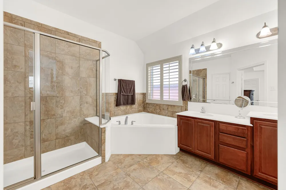 5729 New Castle Drive Richardson, TX 75082
