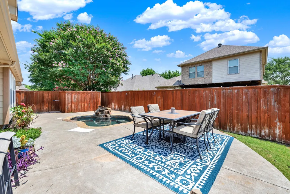5729 New Castle Drive Richardson, TX 75082