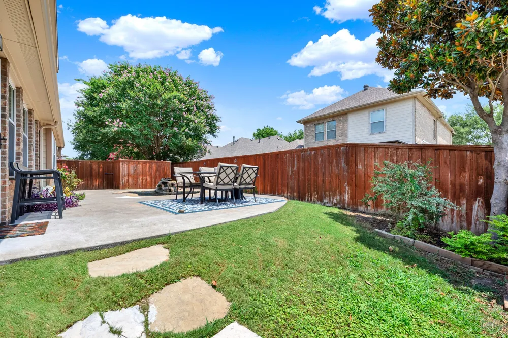 5729 New Castle Drive Richardson, TX 75082