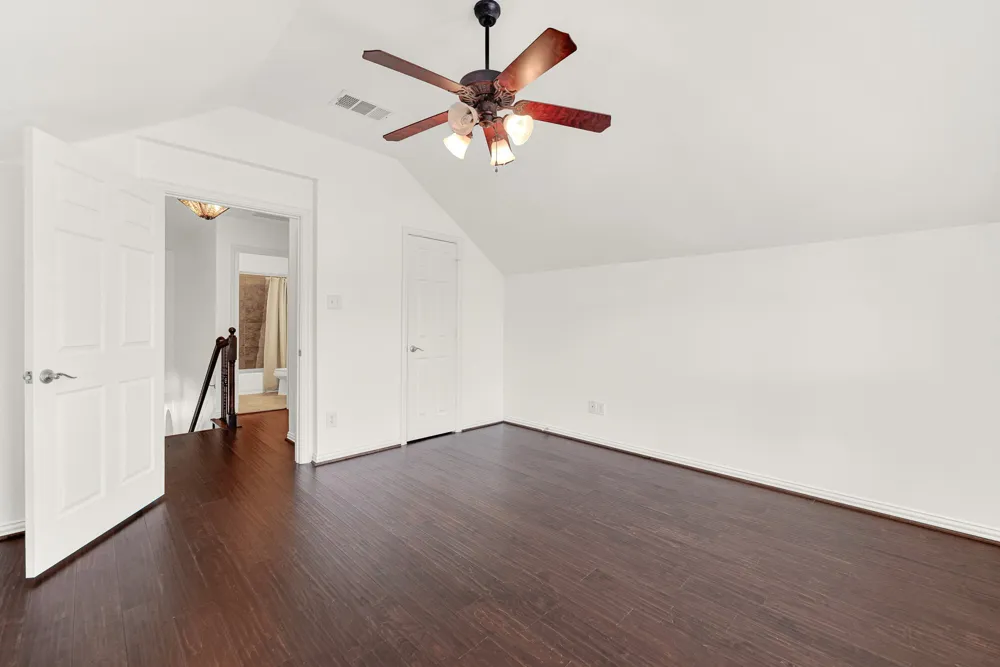 5729 New Castle Drive Richardson, TX 75082
