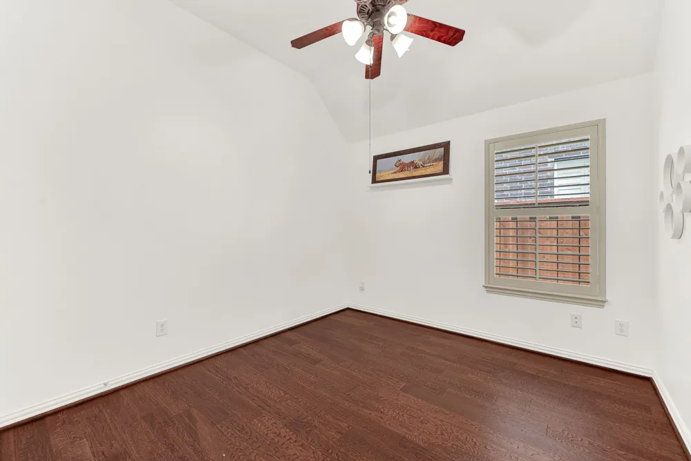 5729 New Castle Drive Richardson, TX 75082