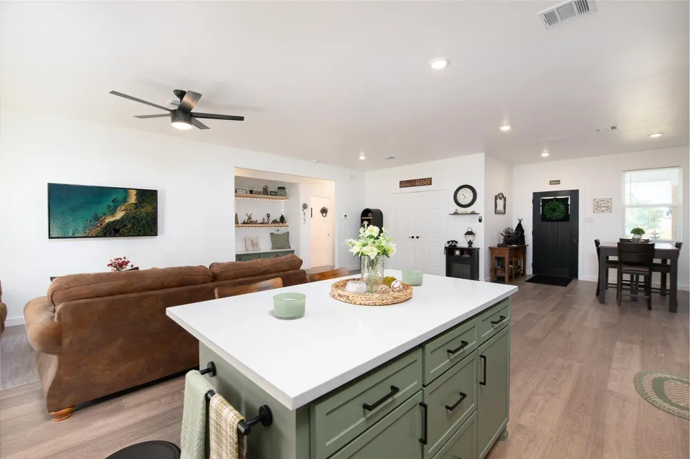 209 Lanai Drive Runaway Bay, TX 76426