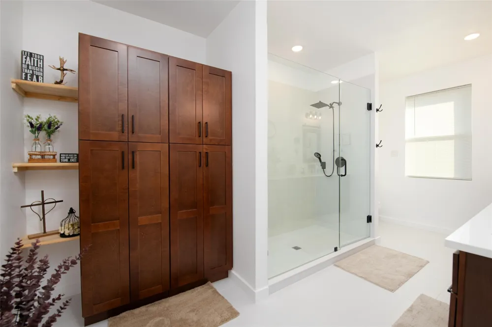 209 Lanai Drive Runaway Bay, TX 76426