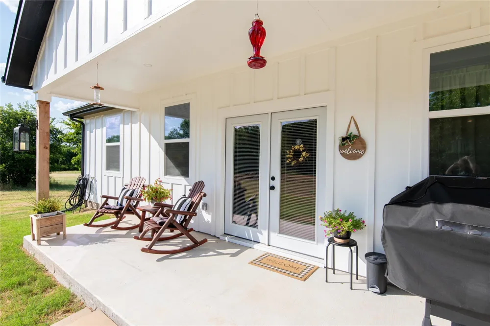 209 Lanai Drive Runaway Bay, TX 76426
