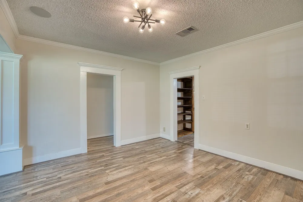 7804 Fm 834 E Hull, TX 77564
