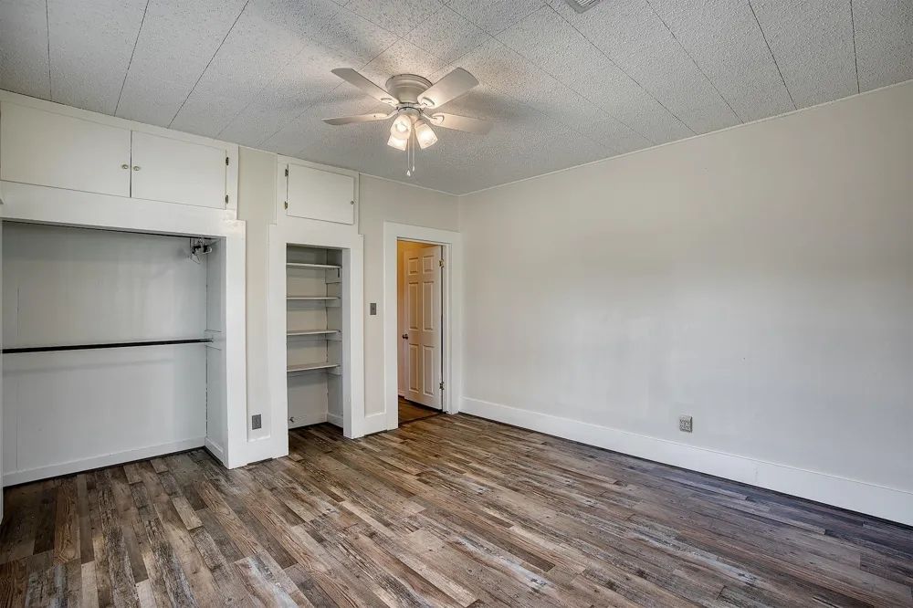 7804 Fm 834 E Hull, TX 77564