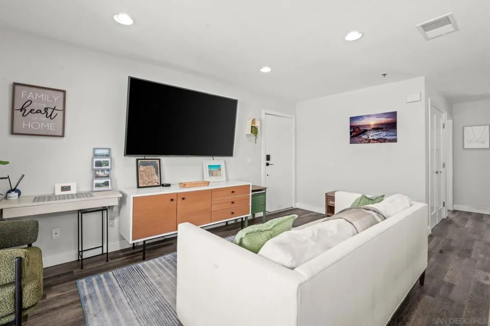 103 Mangano Encinitas, CA 92024