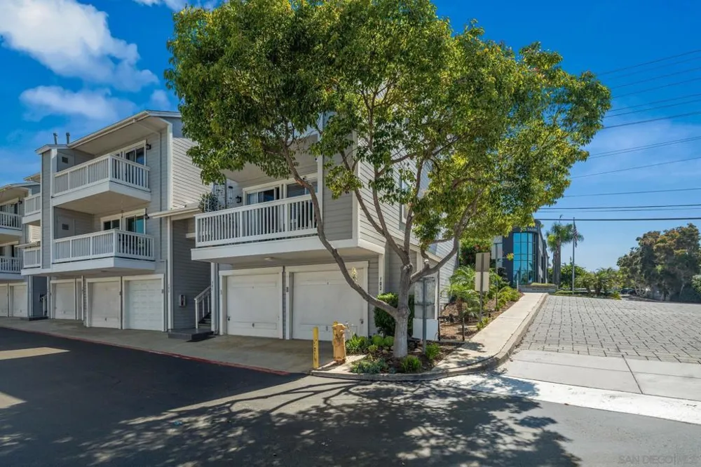 103 Mangano Encinitas, CA 92024