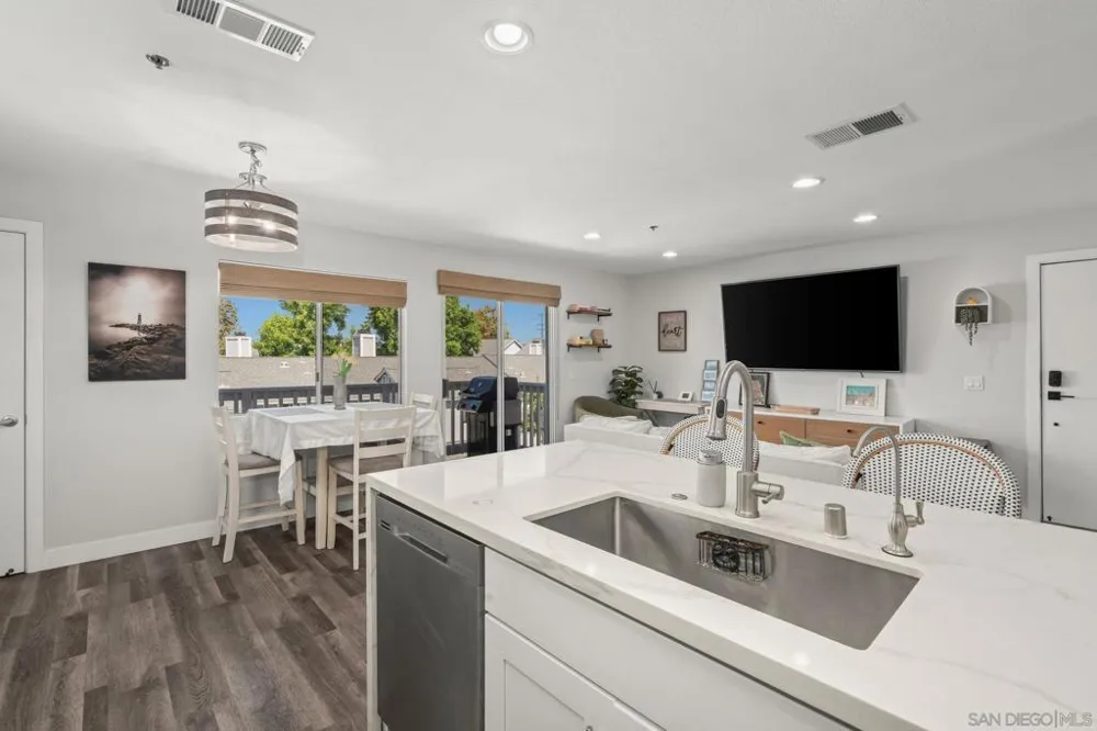 103 Mangano Encinitas, CA 92024