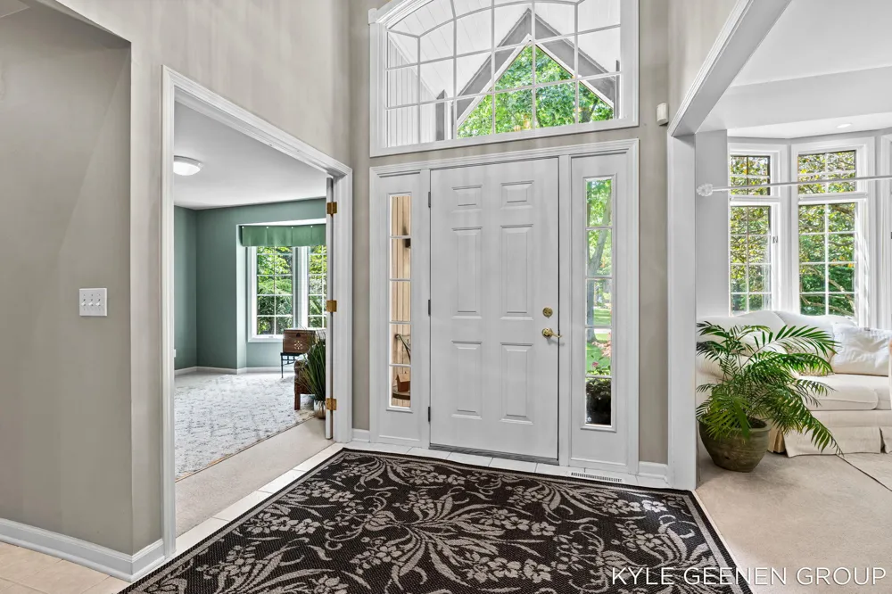 3970 Lake Point Drive Norton Shores, MI 49441