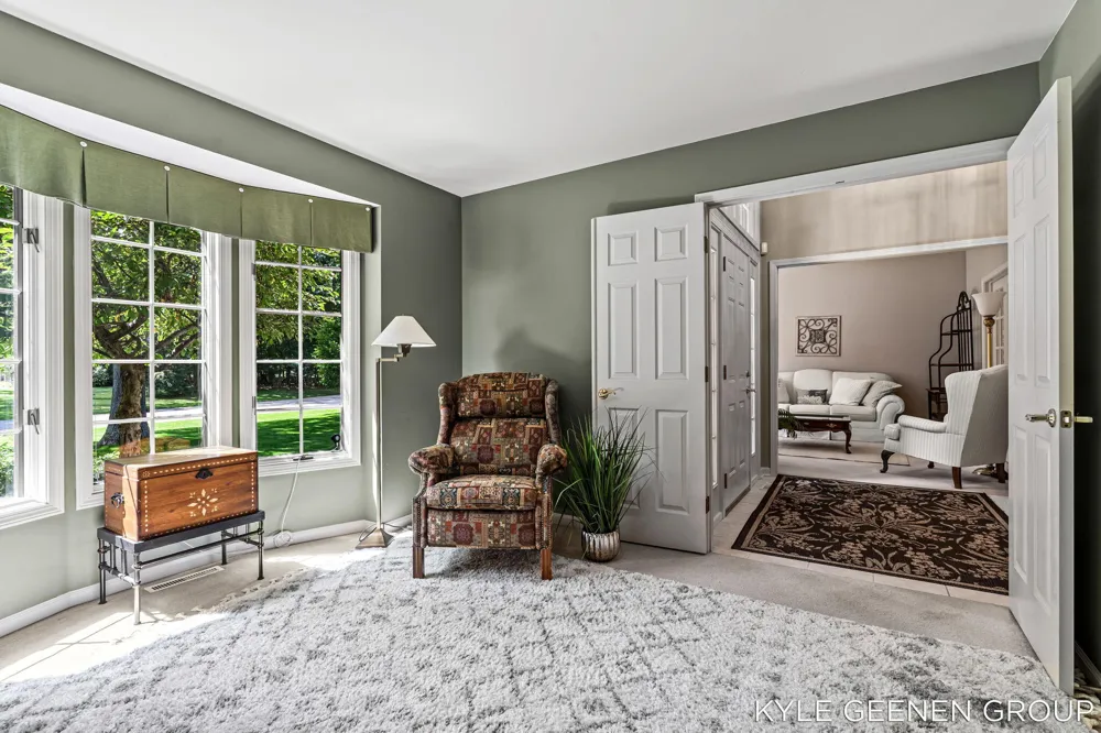3970 Lake Point Drive Norton Shores, MI 49441