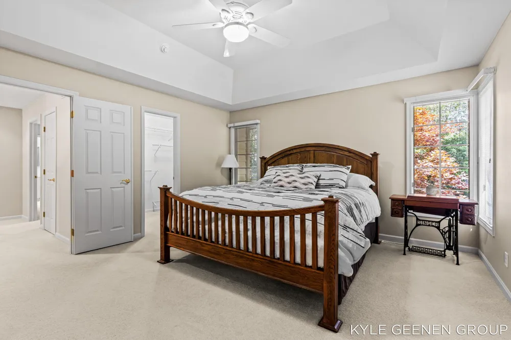 3970 Lake Point Drive Norton Shores, MI 49441