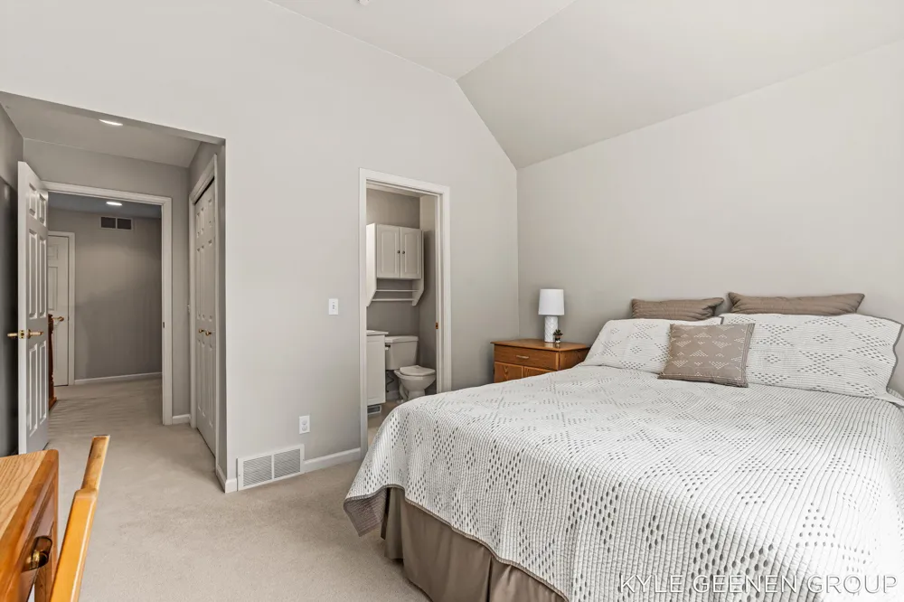 3970 Lake Point Drive Norton Shores, MI 49441