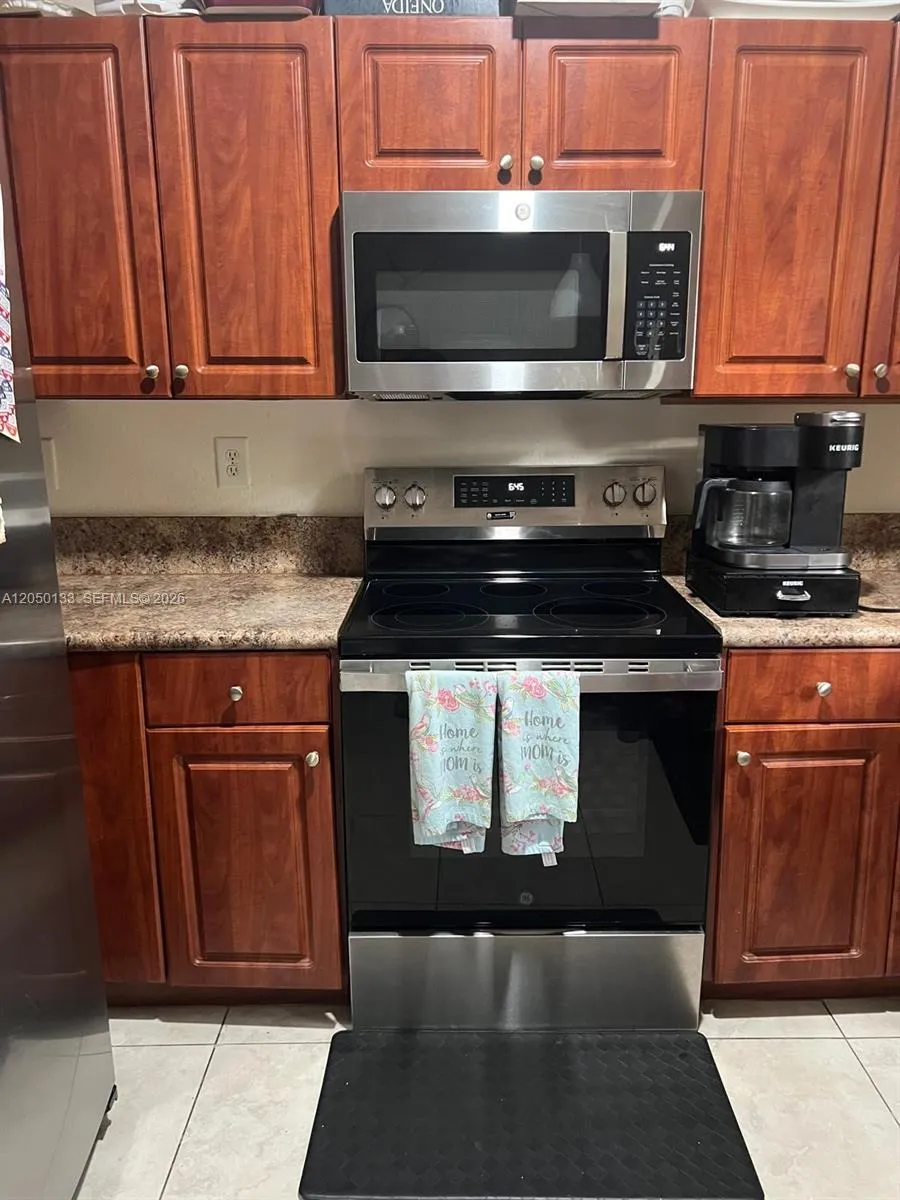 8966 SW 224th Ter #0 Cutler Bay, FL 33190