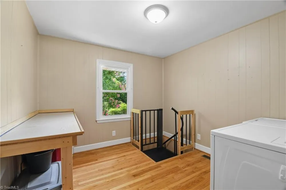 1011 Duggins Street Kernersville, NC 27284