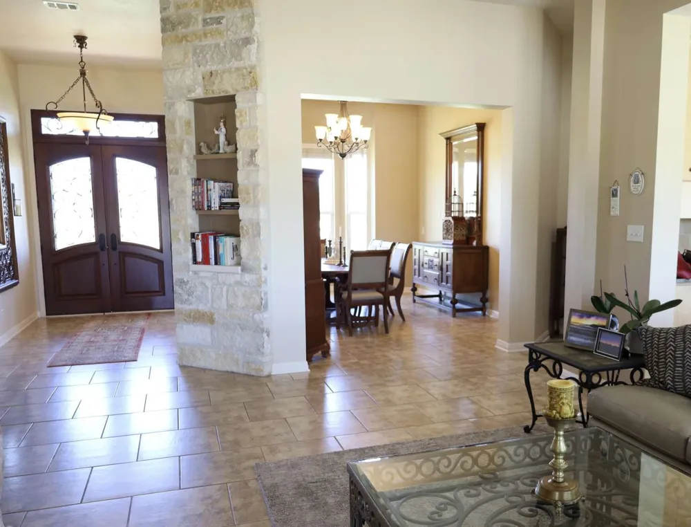 1125 County Road 230 Florence, TX 76527