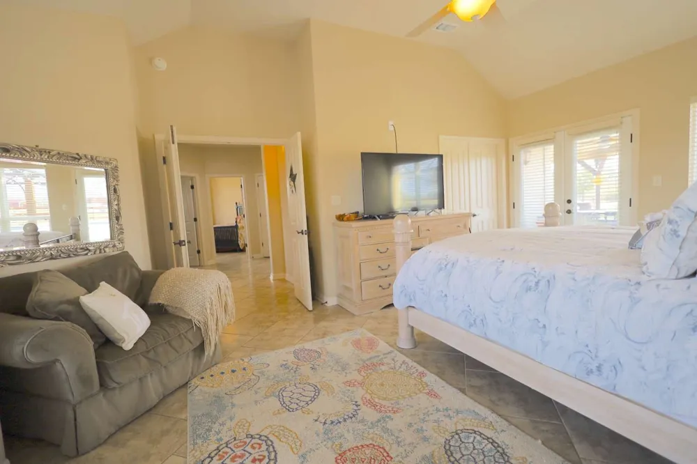 1125 County Road 230 Florence, TX 76527