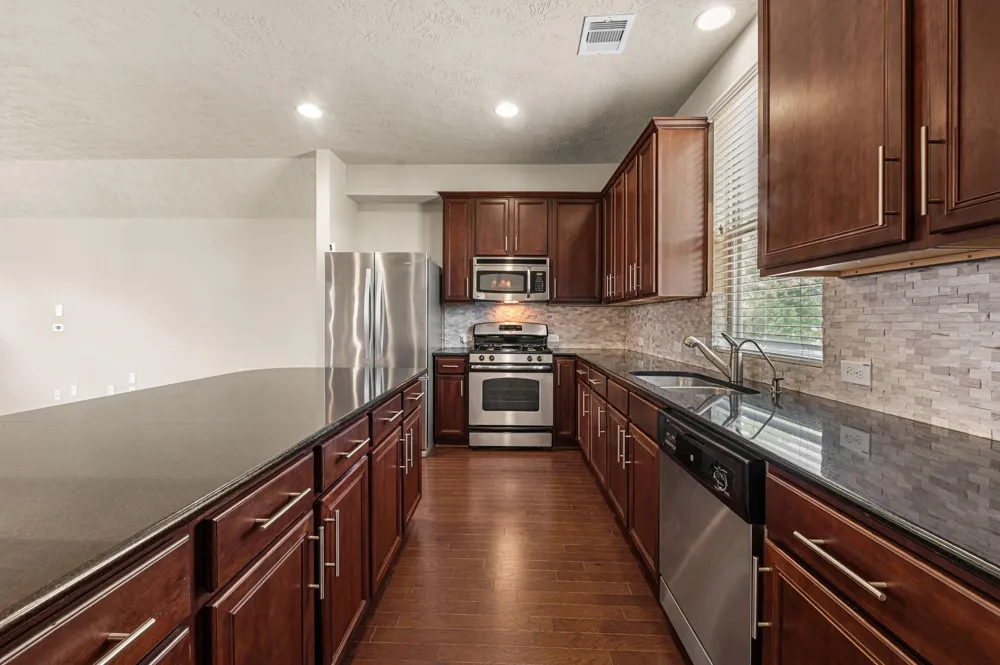 3327 Home Point Drive Houston, TX 77091