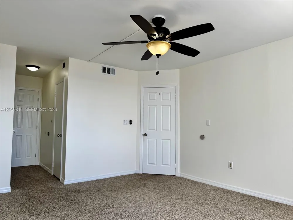 2780 NE 183rd St #2012 Aventura, FL 33160