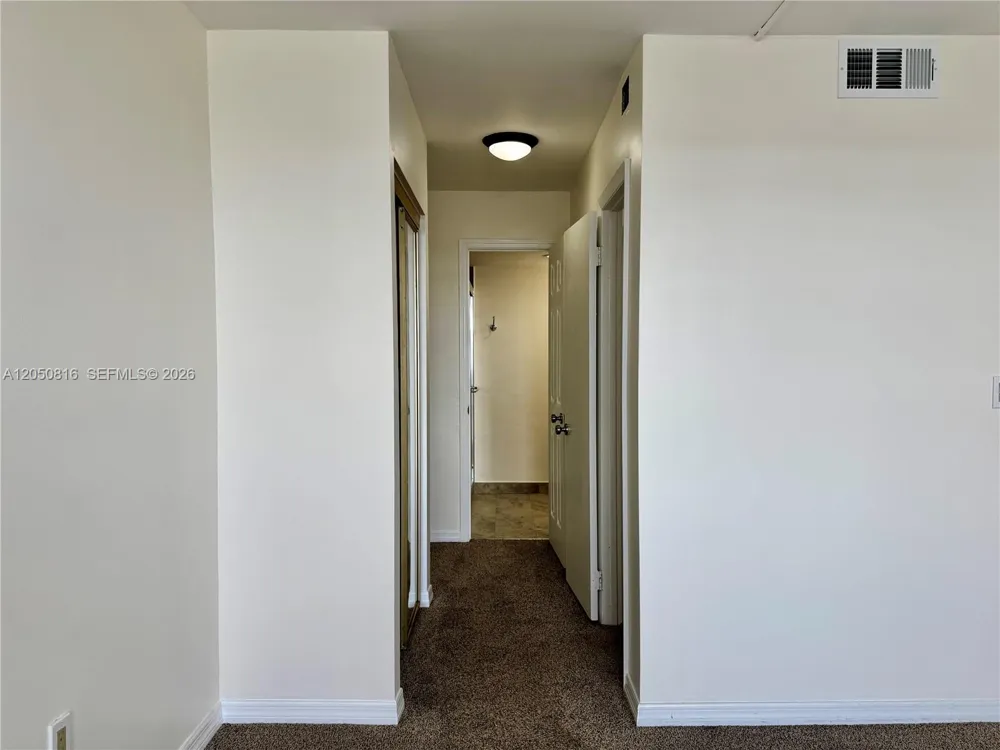 2780 NE 183rd St #2012 Aventura, FL 33160