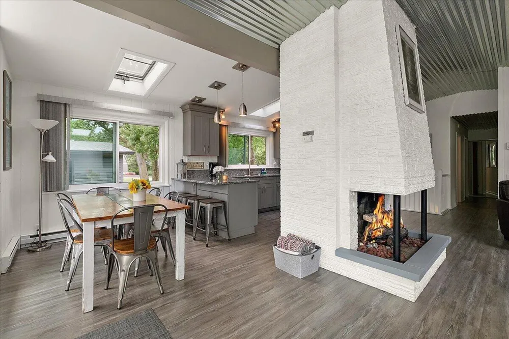 5501 Sunset Path Lincoln Charter Township, MI 49127