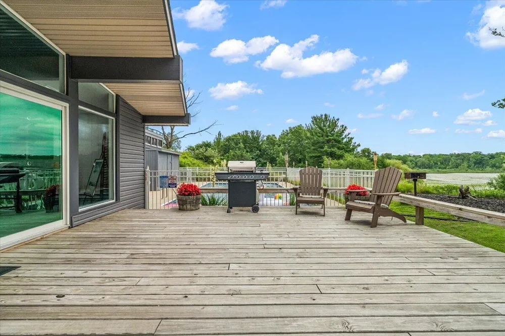 5501 Sunset Path Lincoln Charter Township, MI 49127