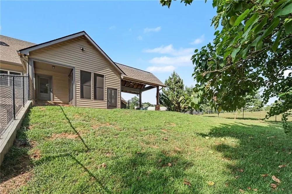 1050 Ricky West Road Cleveland, GA 30528
