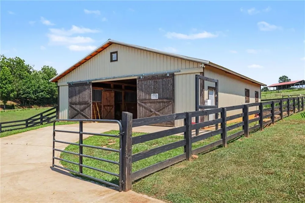 1050 Ricky West Road Cleveland, GA 30528