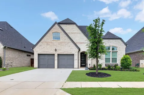 2825 Braemar