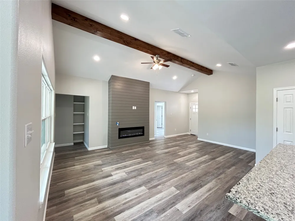 921 Putman Street Sulphur Springs, TX 75482