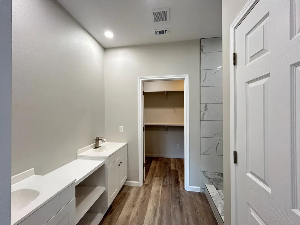 921 Putman Street Sulphur Springs, TX 75482