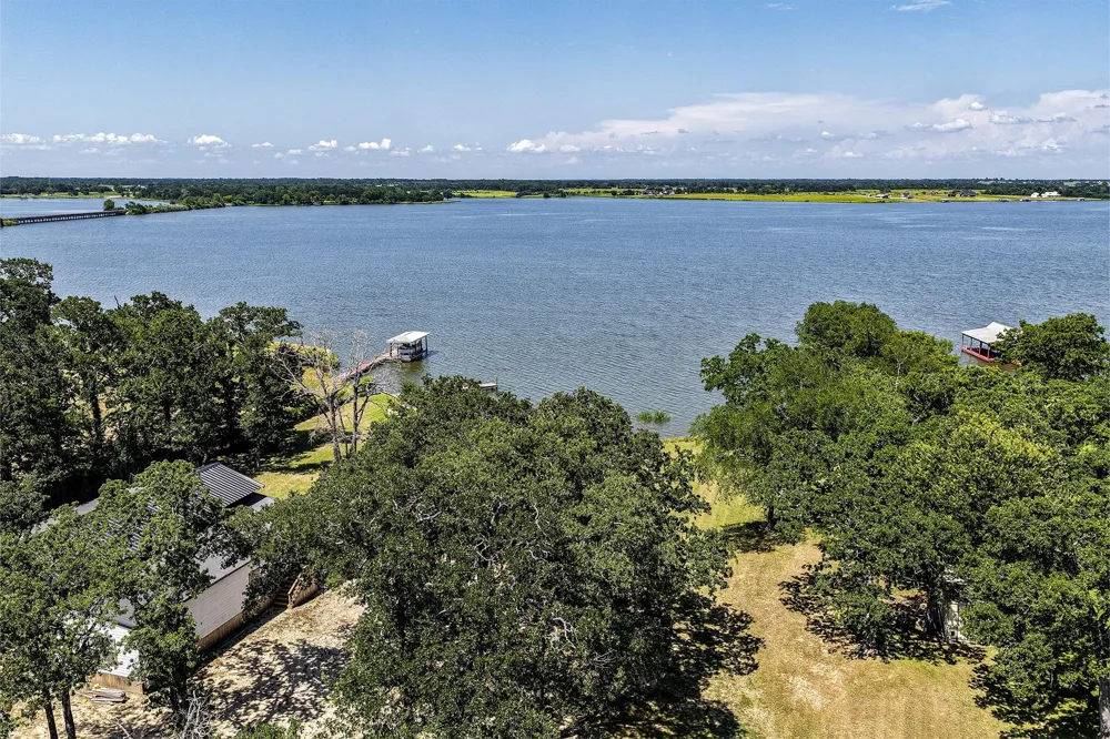 141 Lcr 773 Groesbeck, TX 76642