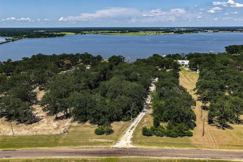 141 Lcr 773 Groesbeck, TX 76642