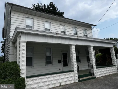 14 CHESTNUT STREET