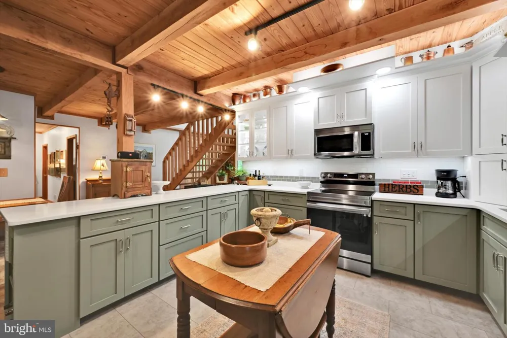15 ED AVENUE Aspers, PA 17304