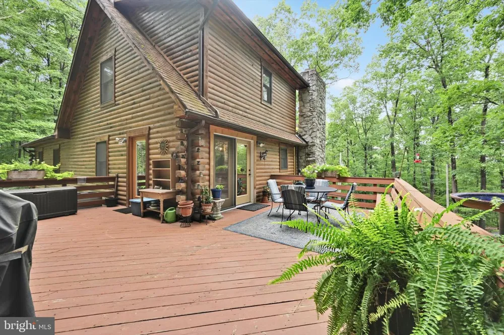 15 ED AVENUE Aspers, PA 17304