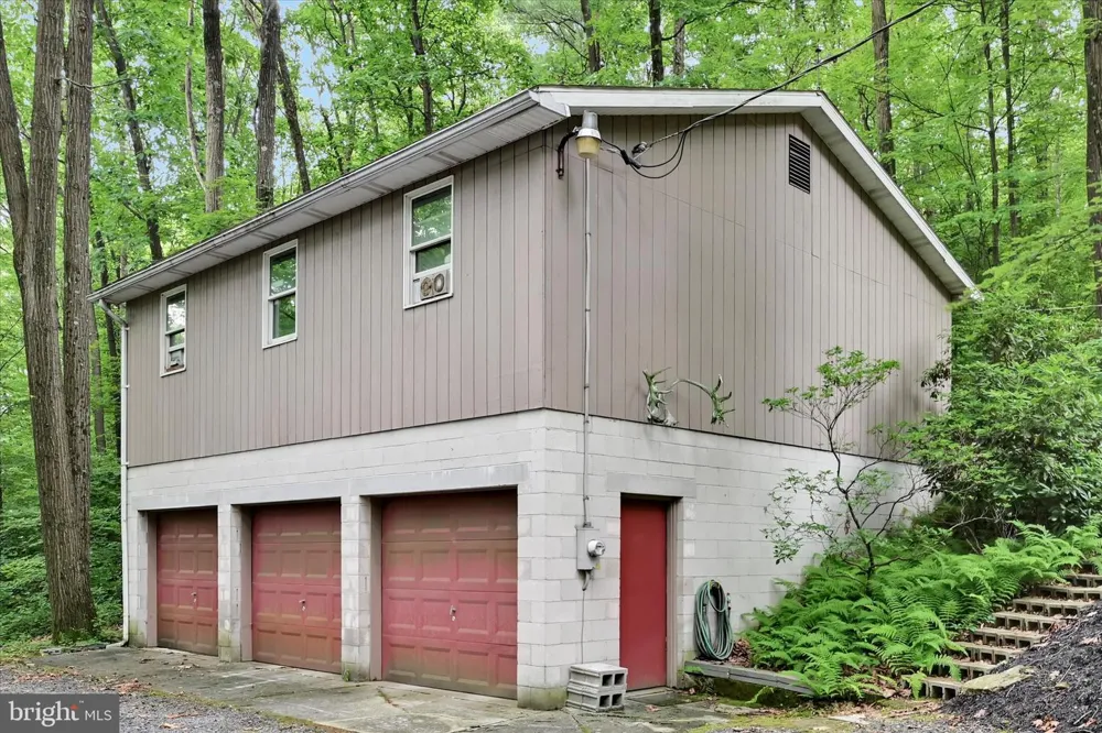 15 ED AVENUE Aspers, PA 17304