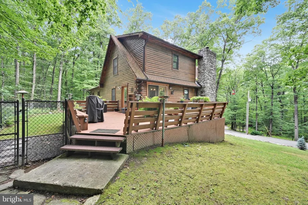 15 ED AVENUE Aspers, PA 17304