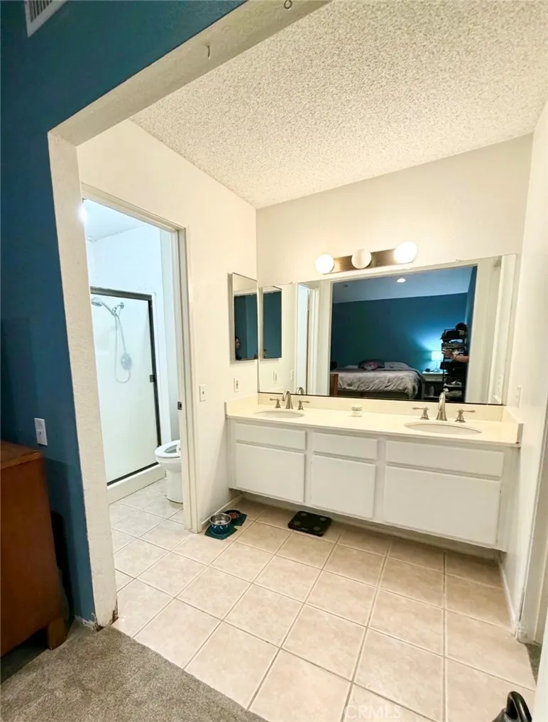 6026 Winncliff Jurupa Valley, CA 92509