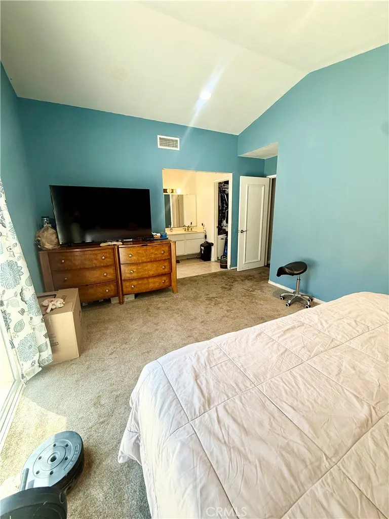 6026 Winncliff Jurupa Valley, CA 92509