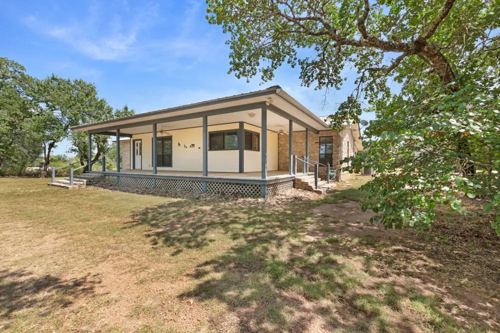 12347 County Road 200 Bertram, TX 78605