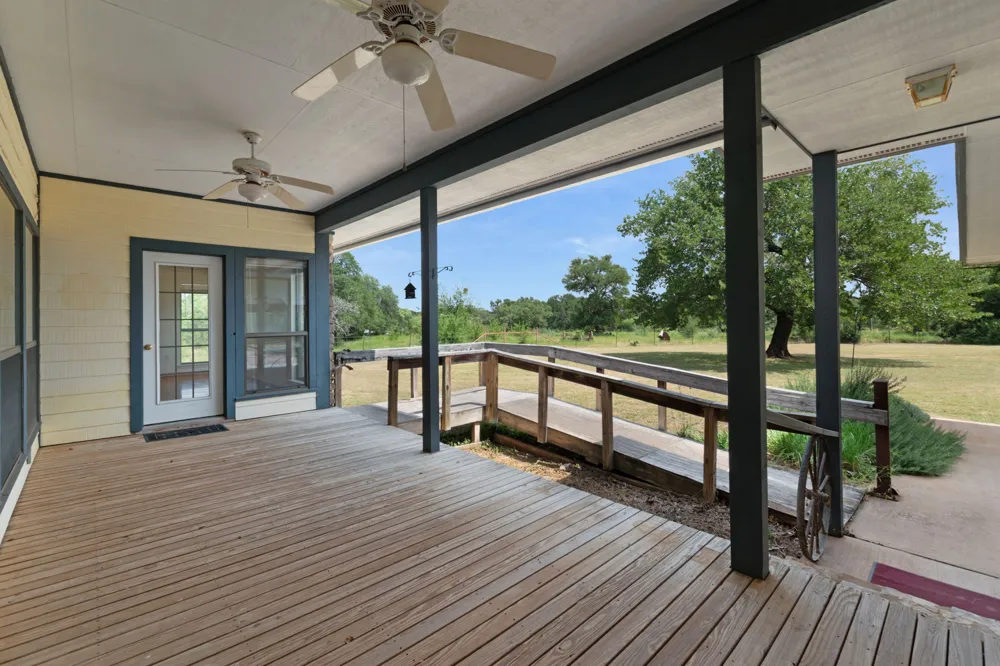 12347 County Road 200 Bertram, TX 78605