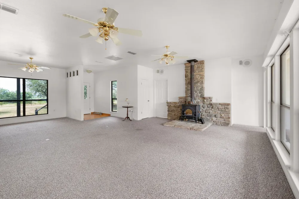 12347 County Road 200 Bertram, TX 78605