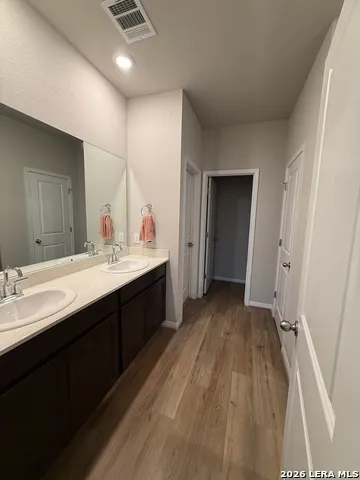 206 SANTO SPIRIT RD Hutto, TX 78634