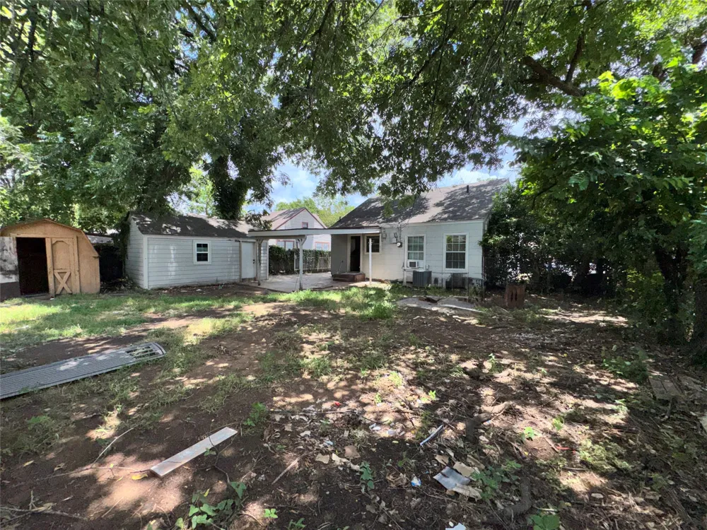 127 Blevins Street Fort Worth, TX 76111