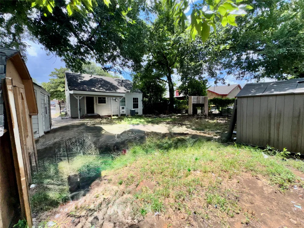 127 Blevins Street Fort Worth, TX 76111